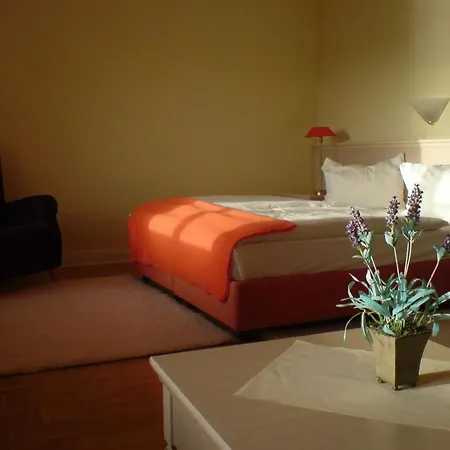 Отель Schloss 4*